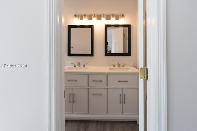 bathroom with vanity