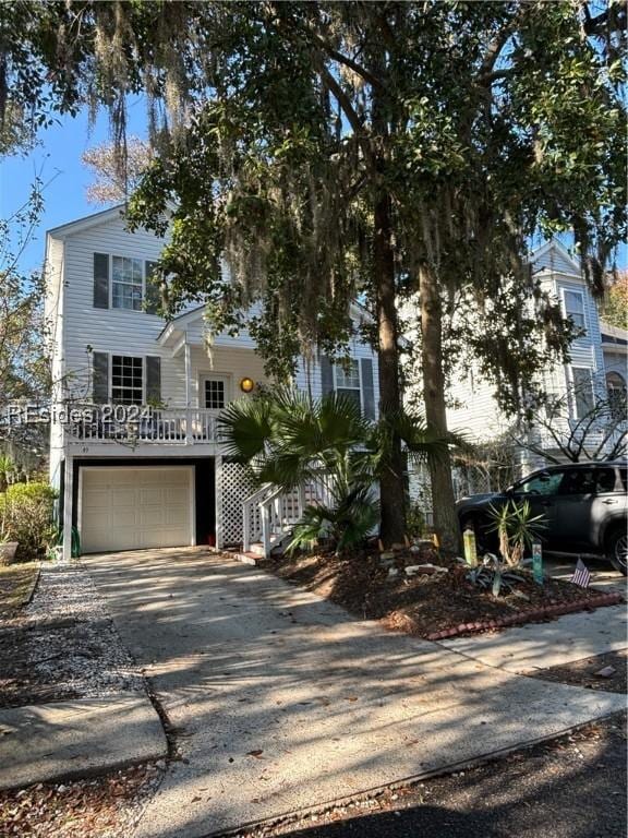 view of front of house with a garage