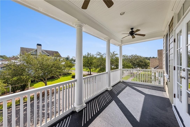 balcony with ceiling fan