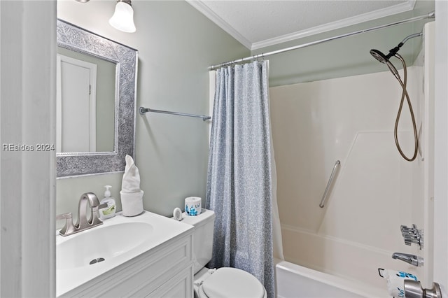 full bathroom with shower / tub combo with curtain, toilet, a textured ceiling, vanity, and ornamental molding