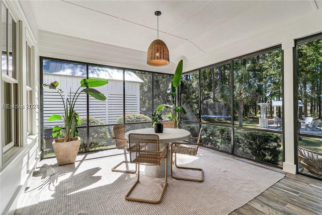 view of sunroom / solarium