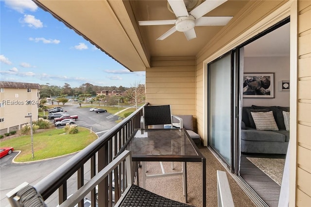 balcony with ceiling fan