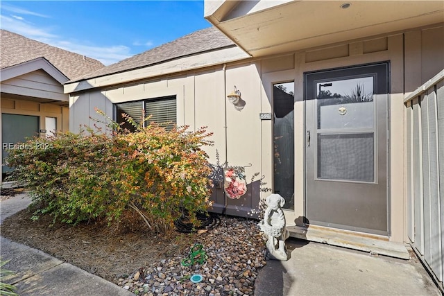 view of property entrance