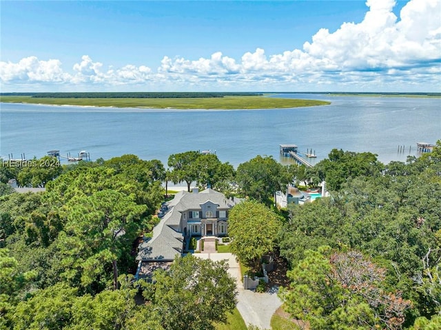 bird's eye view with a water view