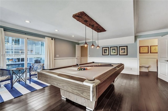 rec room with crown molding, dark wood-type flooring, and billiards