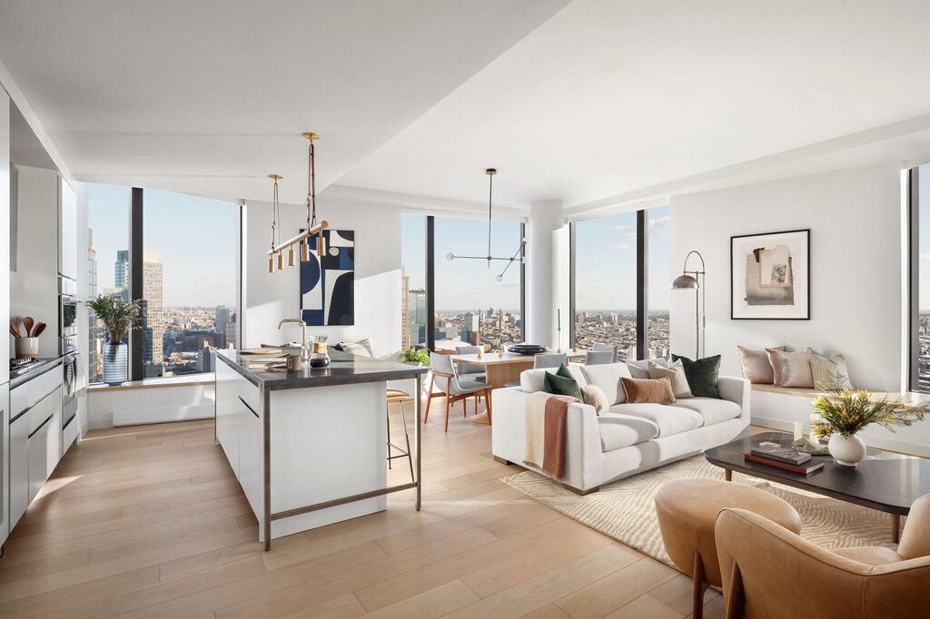 11 Hoyt St Unit 40F, New York City, NY 11201