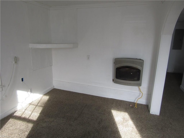 403 S Church St, Smithfield, VA 23430 - laundry room with carpet floors