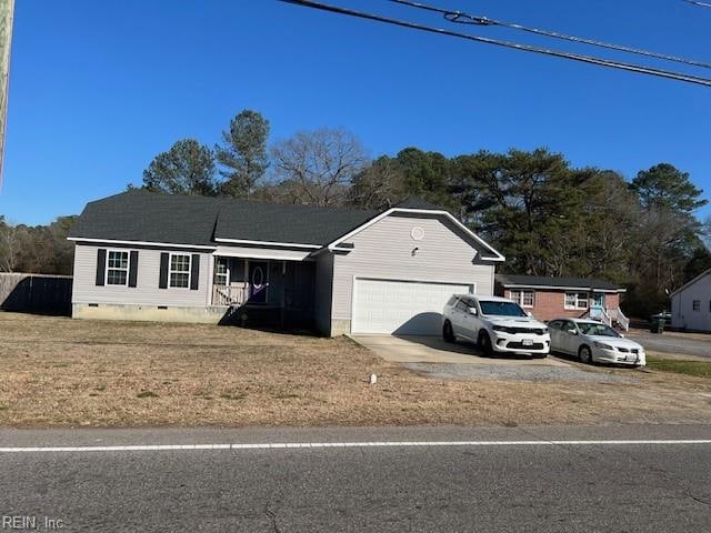 view of front facade featuring a garage