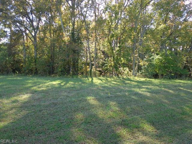 8020 Rocks Landing Rd, Smithfield, VA 23430