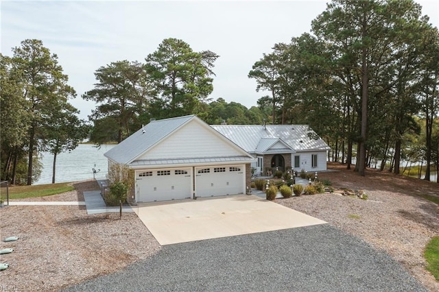 view of front facade with a garage