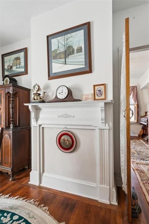 room details featuring dark hardwood / wood-style floors