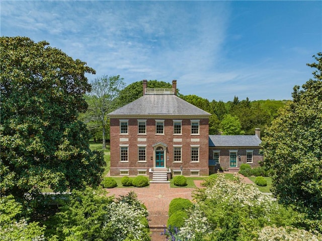 view of colonial inspired home