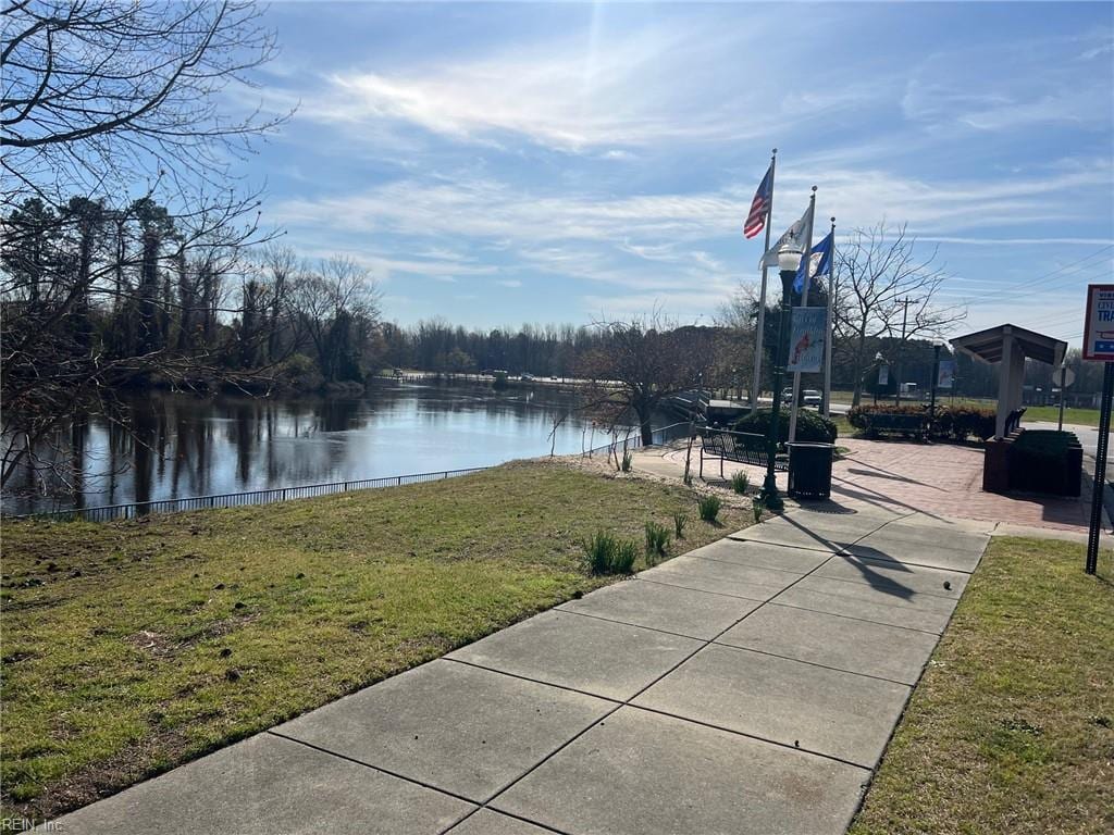 304 S St, Franklin, VA 23851 - water view