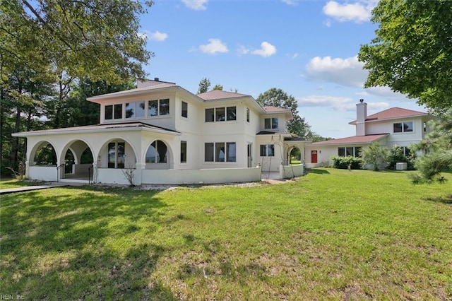 exterior space featuring a lawn