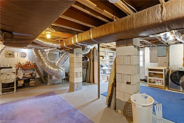 basement featuring washer / clothes dryer