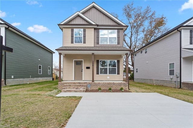 craftsman house with a front yard