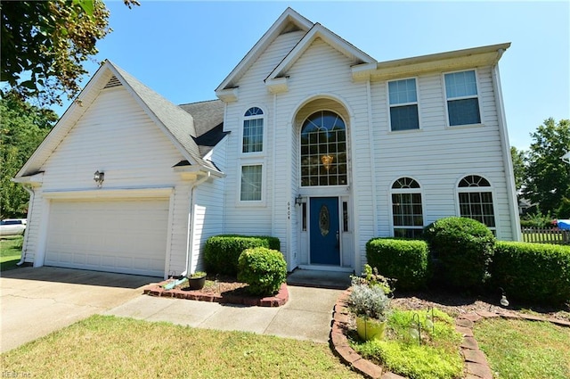 view of front facade with a garage