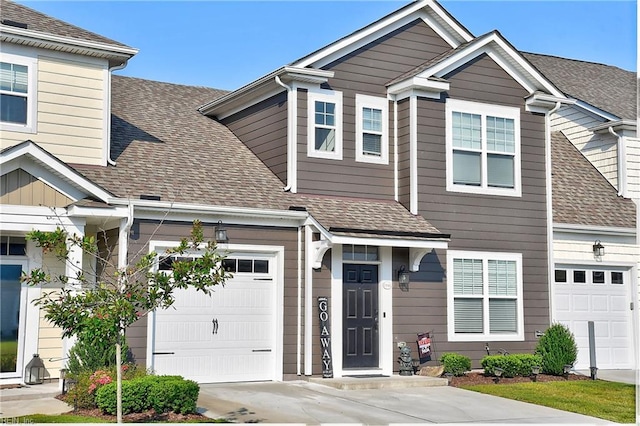 view of front facade featuring a garage