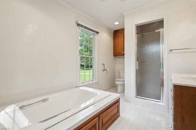 carpeted empty room featuring crown molding, a baseboard radiator, and ceiling fan