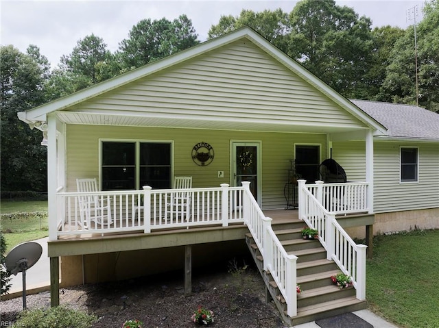 view of front of house with a porch