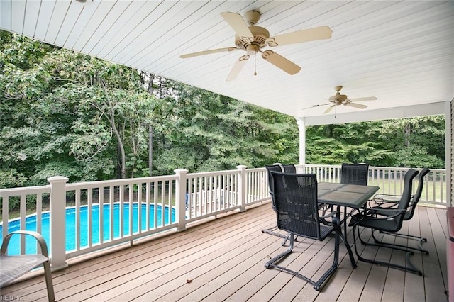 deck with ceiling fan