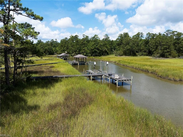 dock area featuring a water view