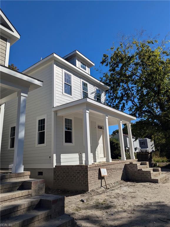 exterior space with a porch