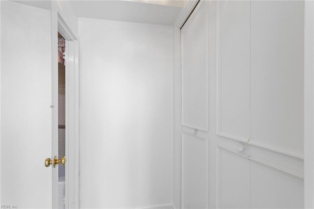 bathroom featuring shower / tub combo with curtain