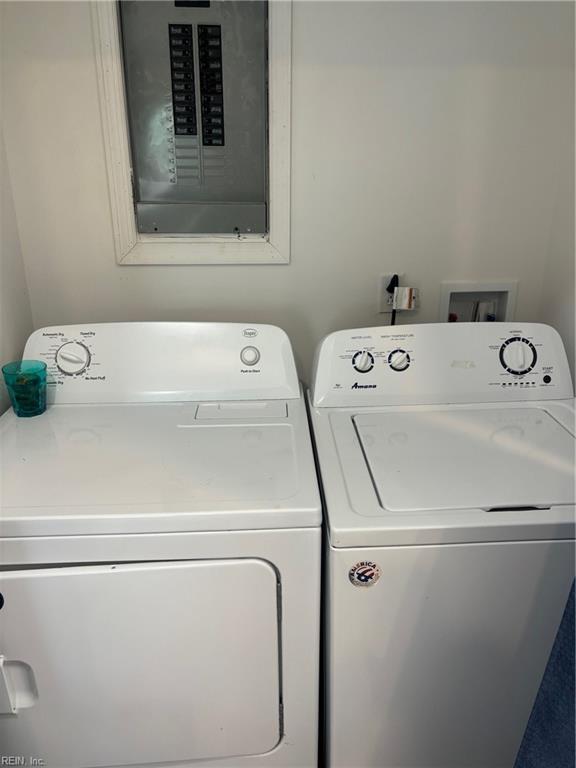 307 N First St, Hampton, VA 23664 - laundry area featuring independent washer and dryer, electric panel, and laundry area