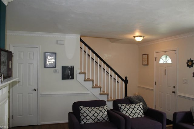 foyer entrance with crown molding