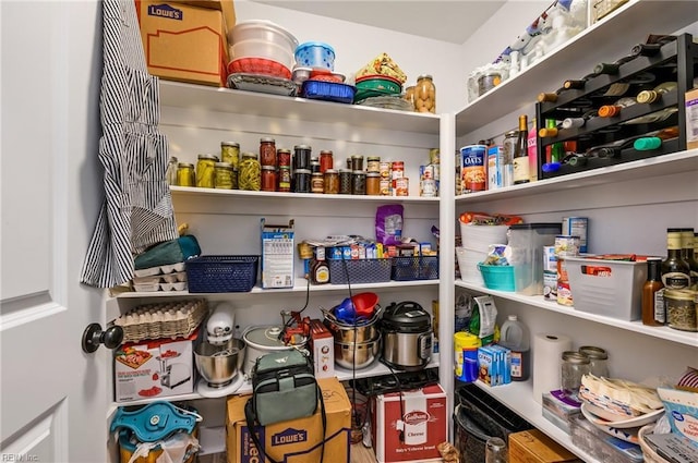 15338 Everets Rd, Windsor, VA 23487 - view of pantry