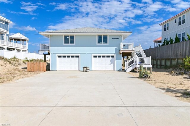 view of front facade with a garage