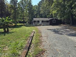 view of front of property