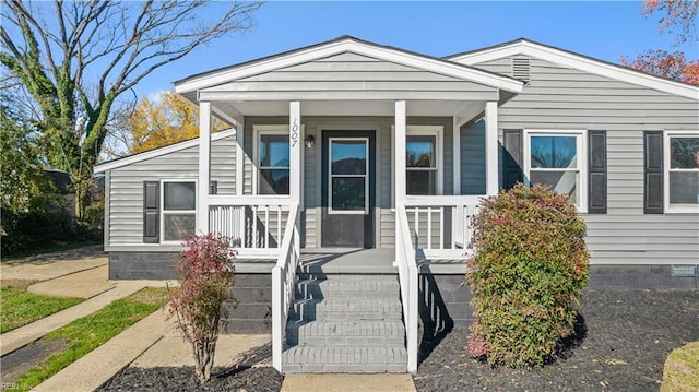 bungalow featuring covered porch