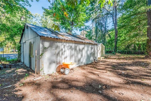 view of outbuilding