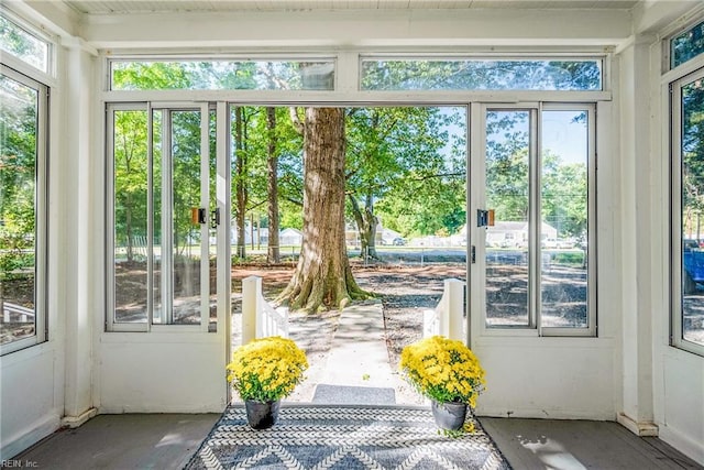 view of sunroom / solarium