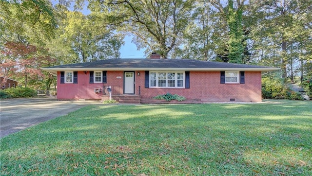 single story home with a front yard