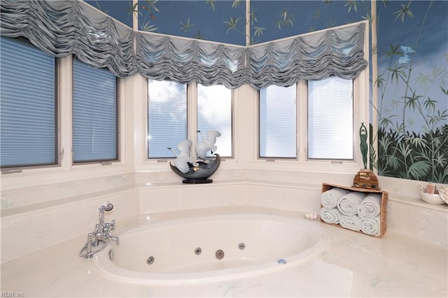 bathroom featuring a bathtub