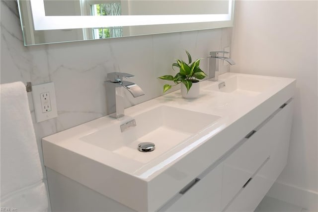 bathroom with vanity