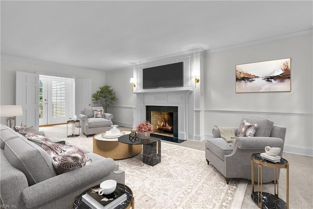 carpeted living room featuring crown molding