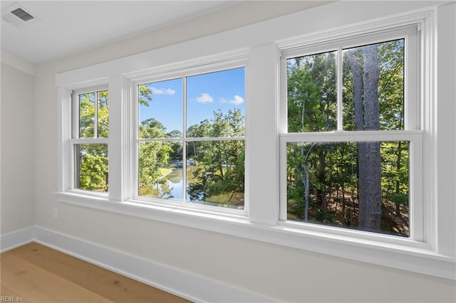 details with hardwood / wood-style flooring