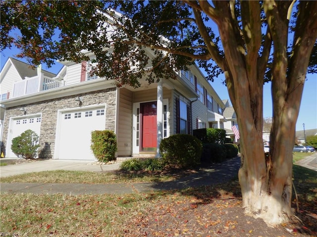 view of front of home featuring a garage