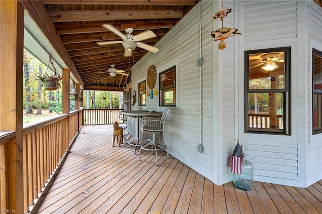 deck with ceiling fan