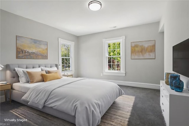 view of carpeted bedroom