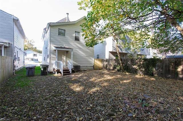228 Libby St, Hampton, VA 23663 - back of house with a fenced backyard