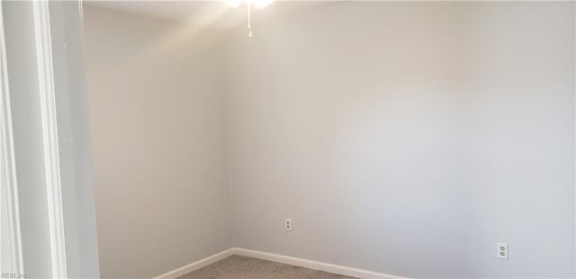 empty room featuring carpet floors