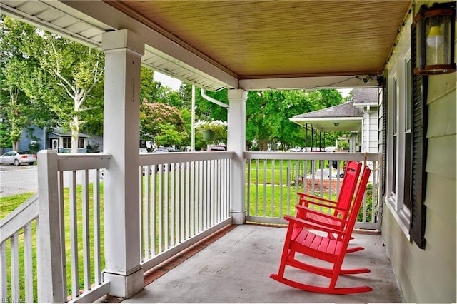 balcony featuring a porch