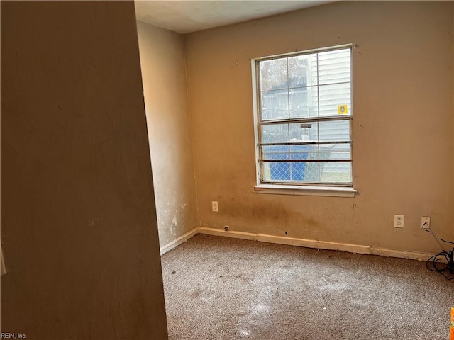 view of carpeted spare room