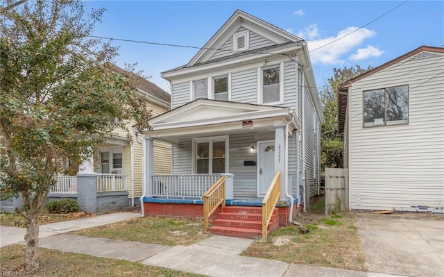 view of front of house with covered porch