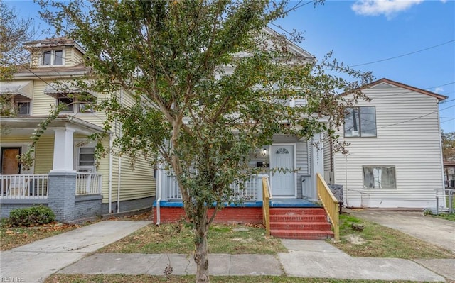 view of front of property with a porch